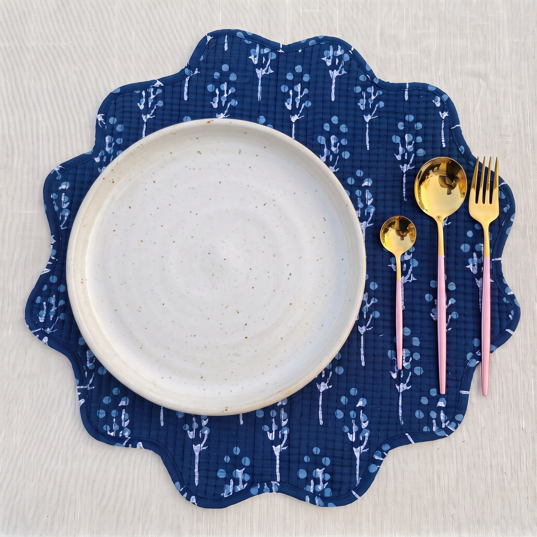 Iris Reversible Cotton Quilted Placemats – 2 Designs in 1 - Image 3